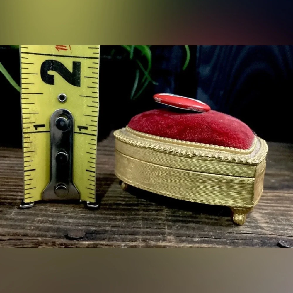 Vintage Florenza Art Nouveau Jewelry Casket Trinket Box | Velvet Pincushion Top